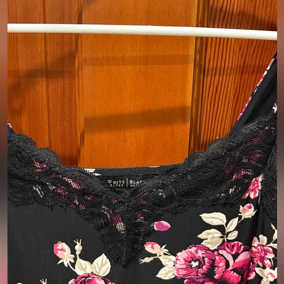 WHBM Floral Lace Tank Top - Picture 4 of 10